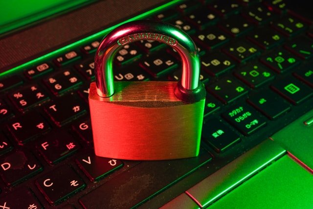 Online security padlock