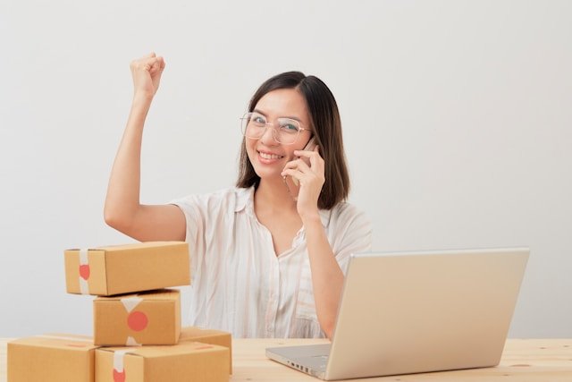 Online shop package delivery